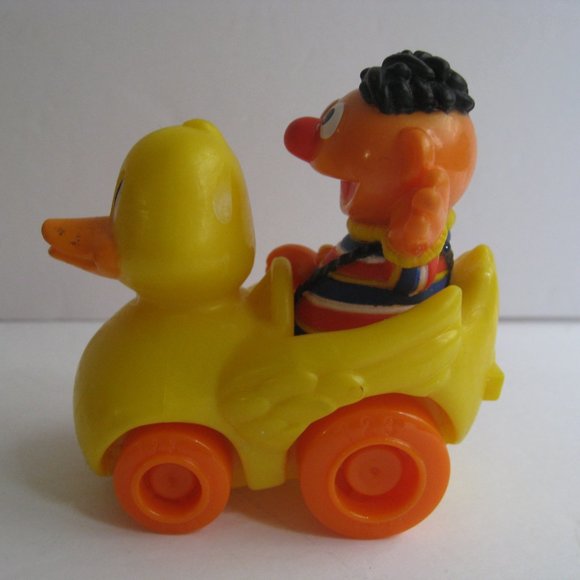 Sesame Street Racers Cars Ernie & Cookie Monster Hasbro 2012 Lot of 2 Playskool - Picture 5 of 16